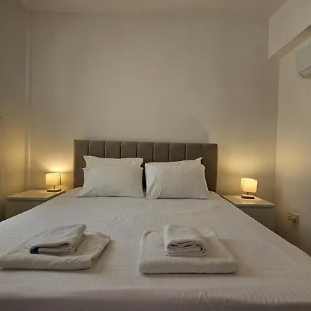 Apartament Local