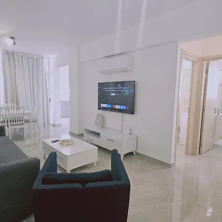 Apartament Local *